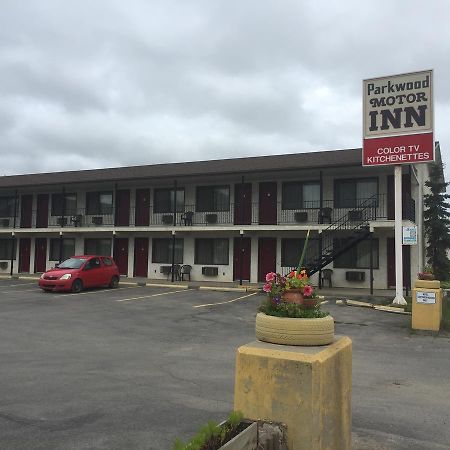 Parkwood Motor Inn Sundre Buitenkant foto