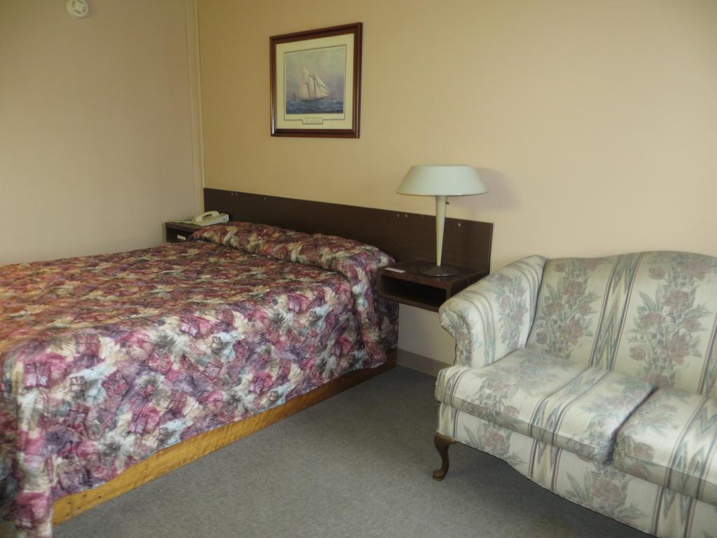 Parkwood Motor Inn Sundre Kamer foto