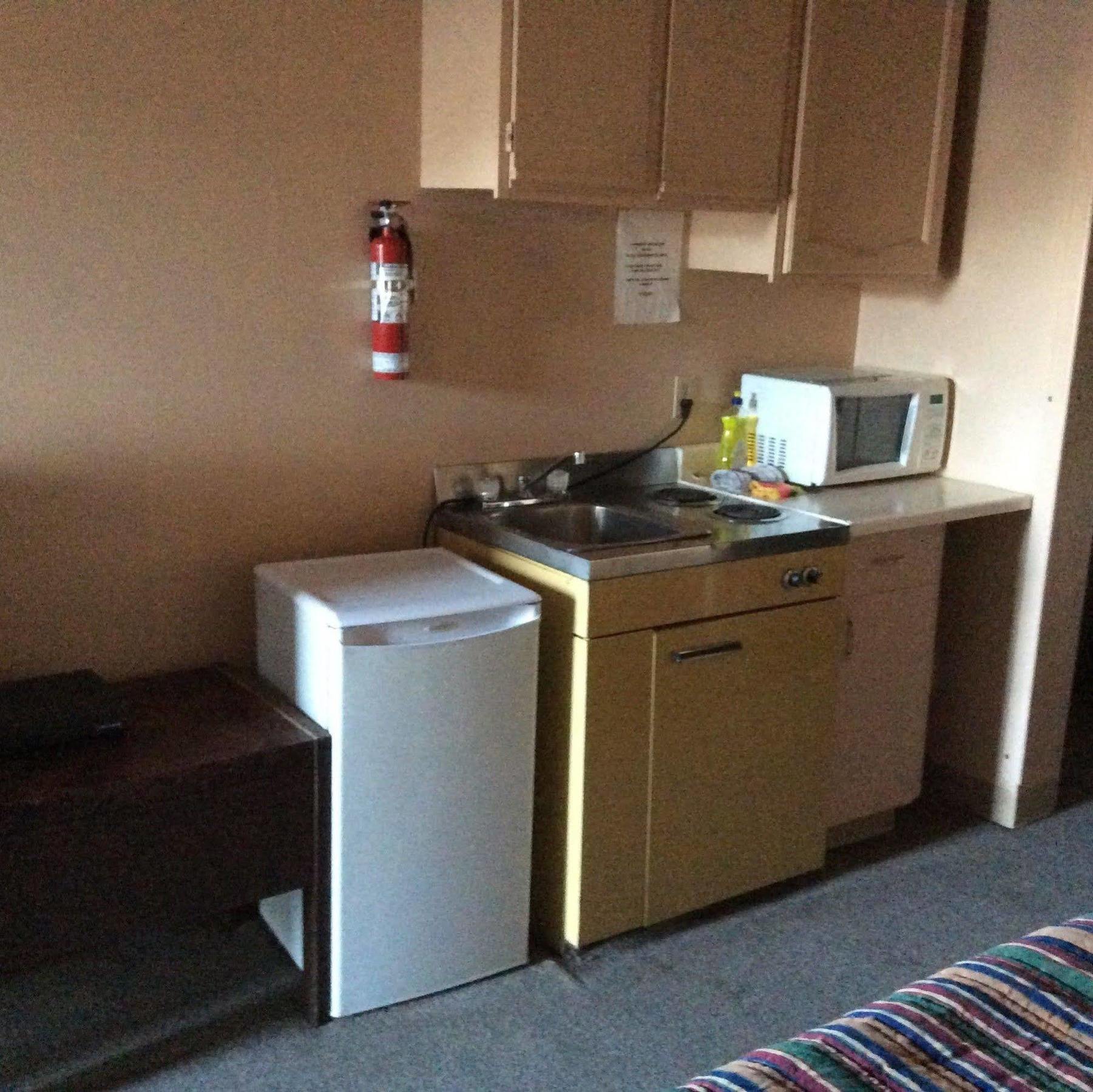 Parkwood Motor Inn Sundre Buitenkant foto